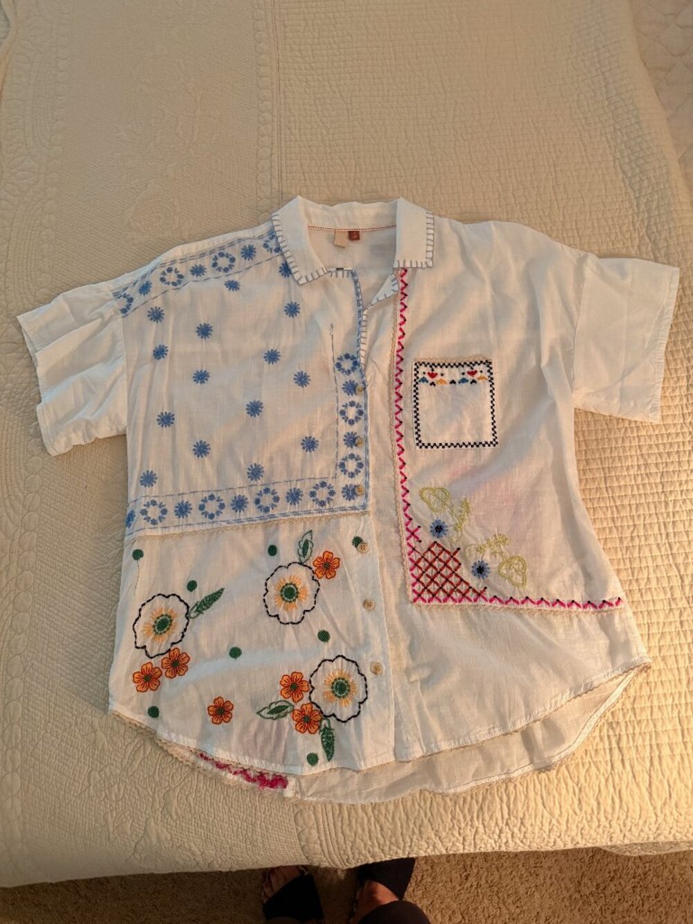 ANTHROPOLIGIE EMBROIDERED COTTON SHIRT